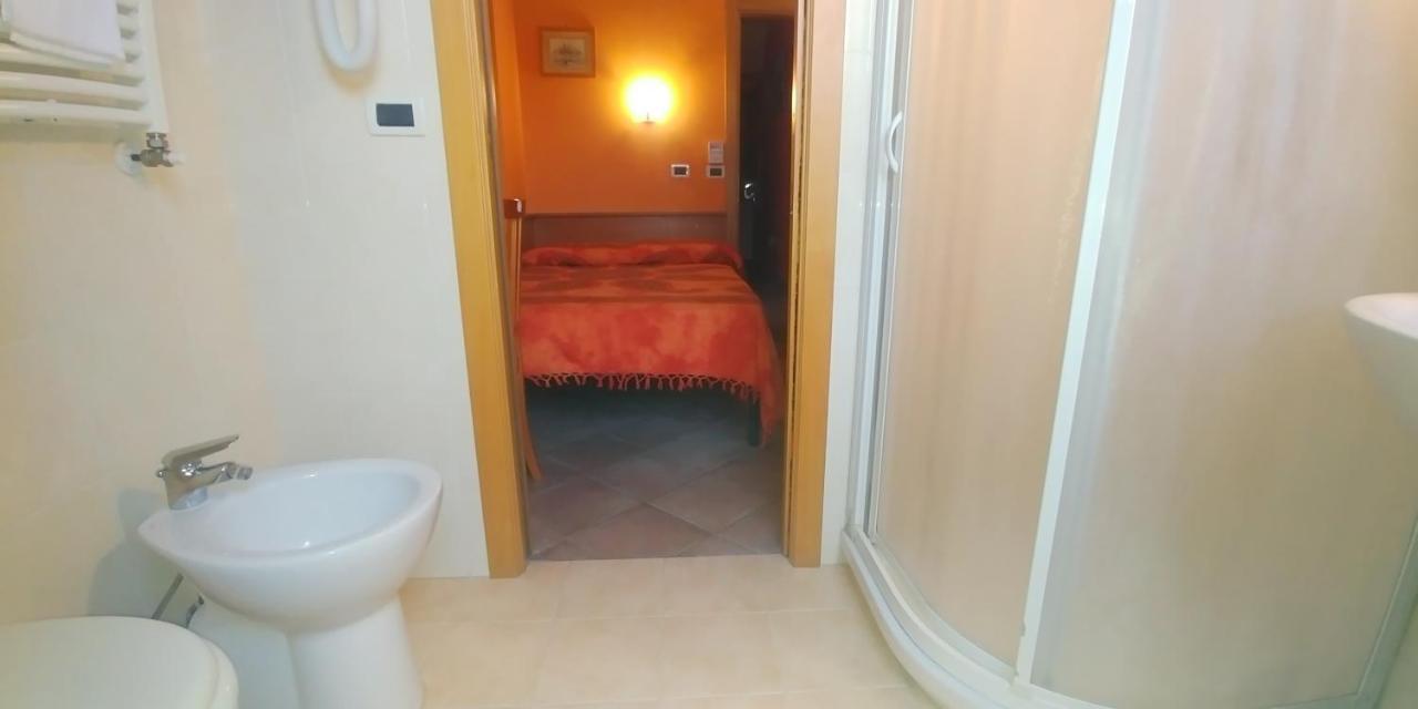 Porto Recanati Zimmer Exteriör bild